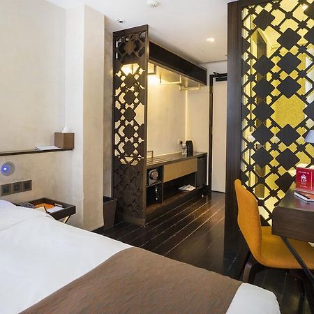 Zen Premium Outram Park Hotel Сингапур Екстериор снимка