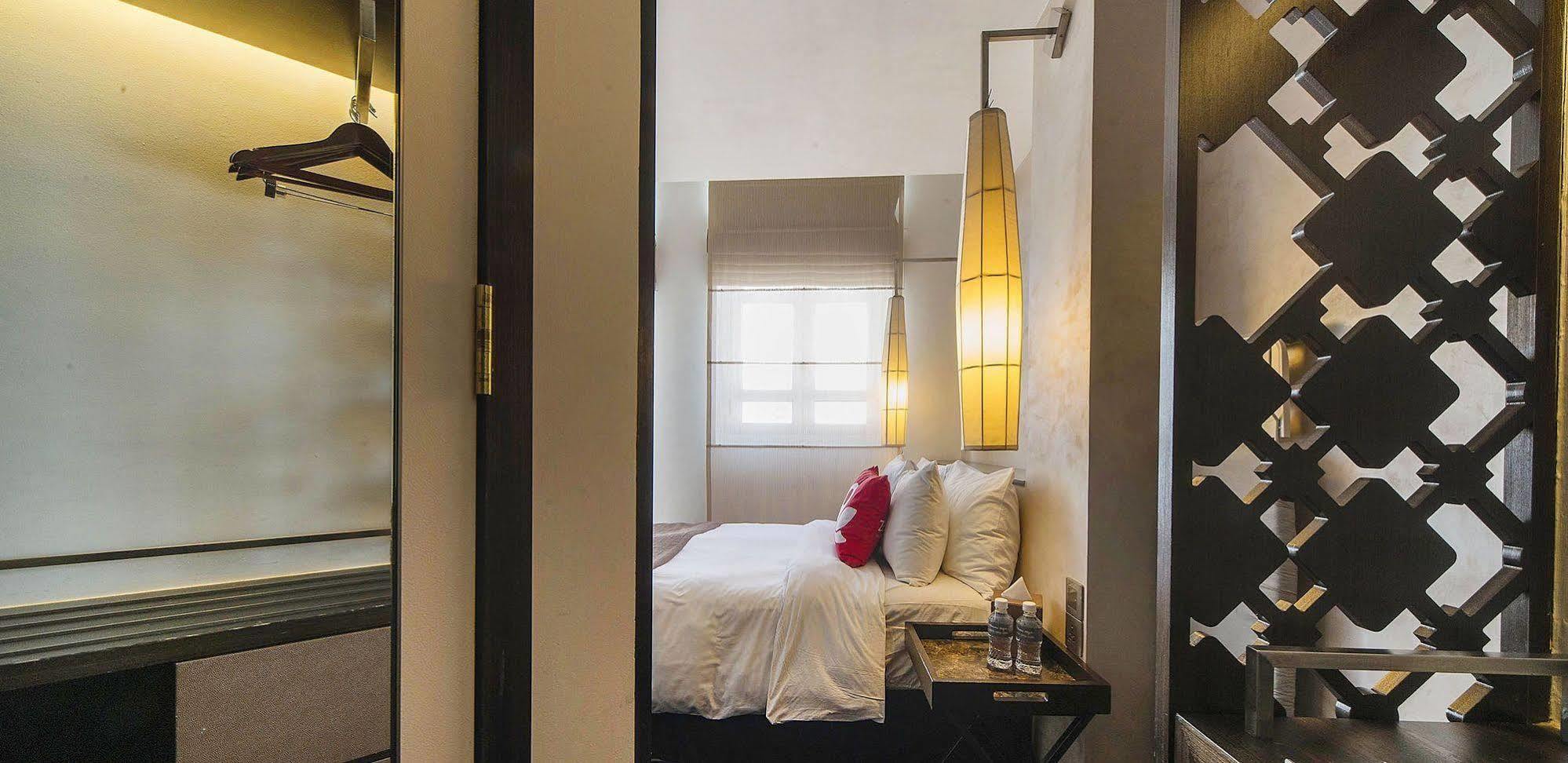 Zen Premium Outram Park Hotel Сингапур Екстериор снимка